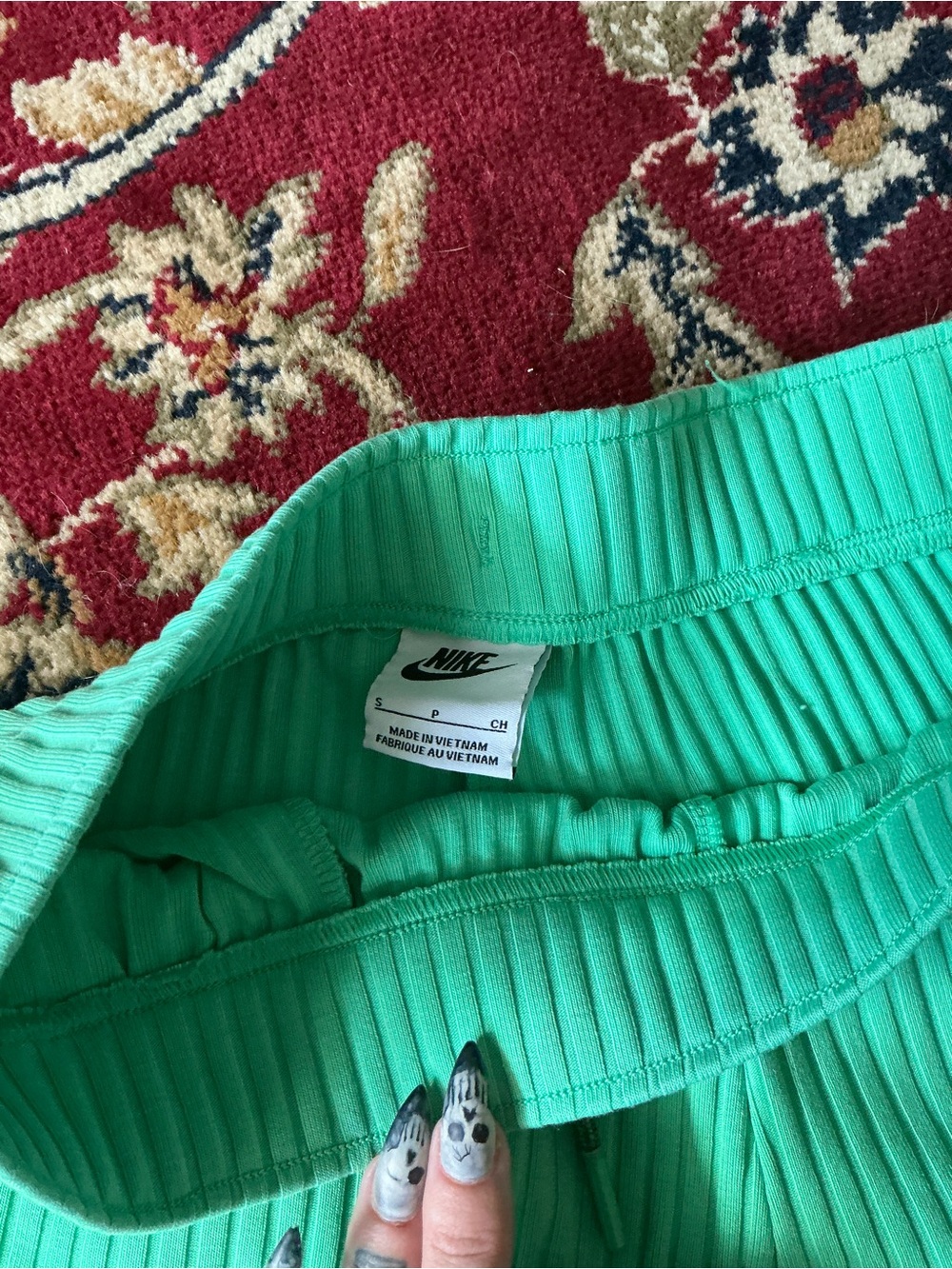 Nike Ribbed Shorts - Picture 2 of 3